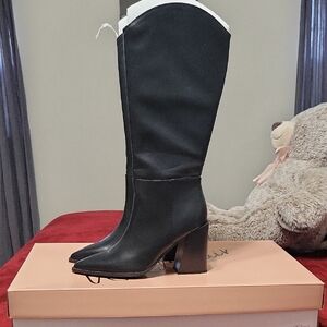Wild Pair Black Heeled Boots